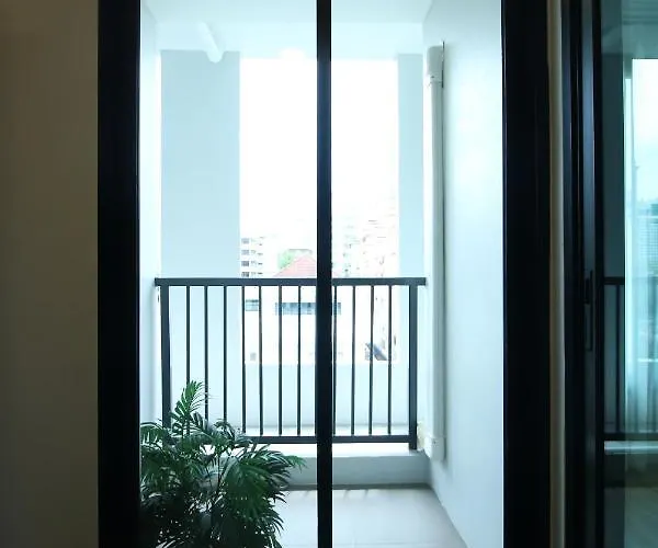 Aparthotel Glory Sukhumvit -asoke- Prompong- Bts- Mrt