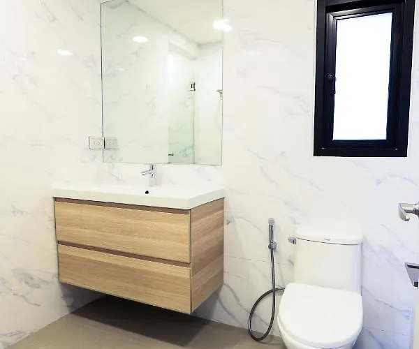 Aparthotel Glory Sukhumvit -asoke- Prompong- Bts- Mrt Bangkok