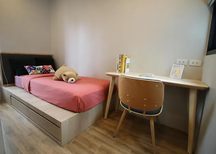 Glory Sukhumvit -asoke- Prompong- Bts- Mrt Aparthotel *